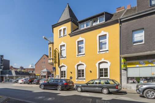 Seitenansicht - Hotel in 41352 Korschenbroich mit 316m² kaufen
