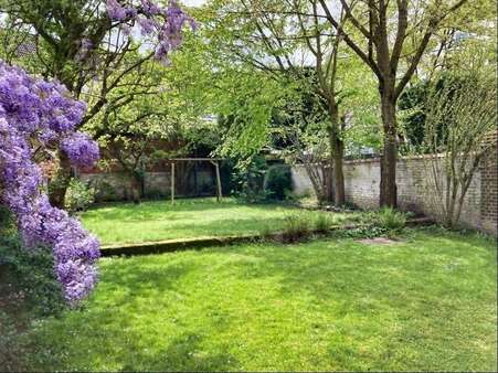 Herrlicher Garten - Mehrfamilienhaus in 41464 Neuss mit 325m² kaufen