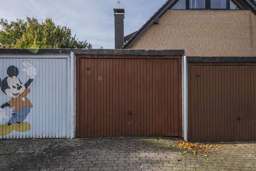 Garage - Reihenmittelhaus in 41363 Jüchen mit 116m² günstig kaufen