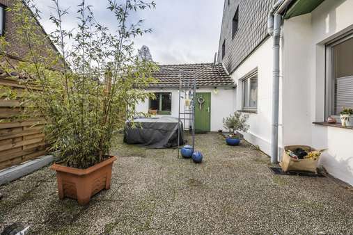 Sonnige Terrasse! - Doppelhaushälfte in 40670 Meerbusch mit 140m² günstig kaufen