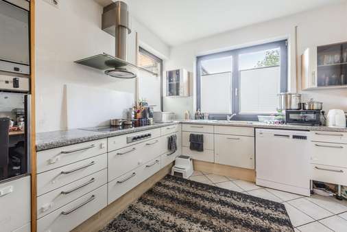 Küche - Doppelhaushälfte in 41470 Neuss mit 134m² kaufen