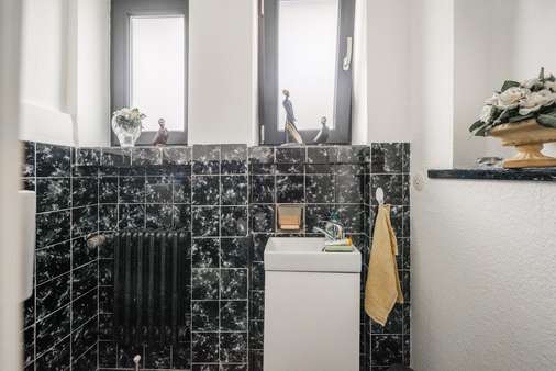 Gäste-WC EG Gäste-WC EG - Zweifamilienhaus in 41564 Kaarst mit 190m² kaufen