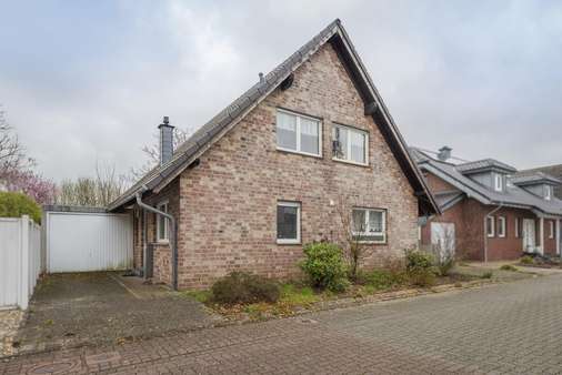 Mit Garage - Einfamilienhaus in 41812 Erkelenz mit 167m² kaufen