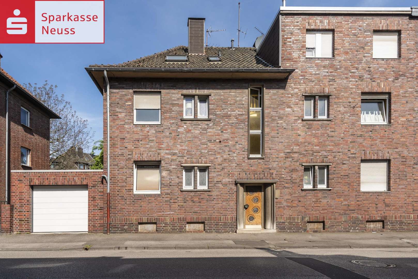 Straßenansicht - Mehrfamilienhaus in 41236 Mönchengladbach mit 289m² kaufen