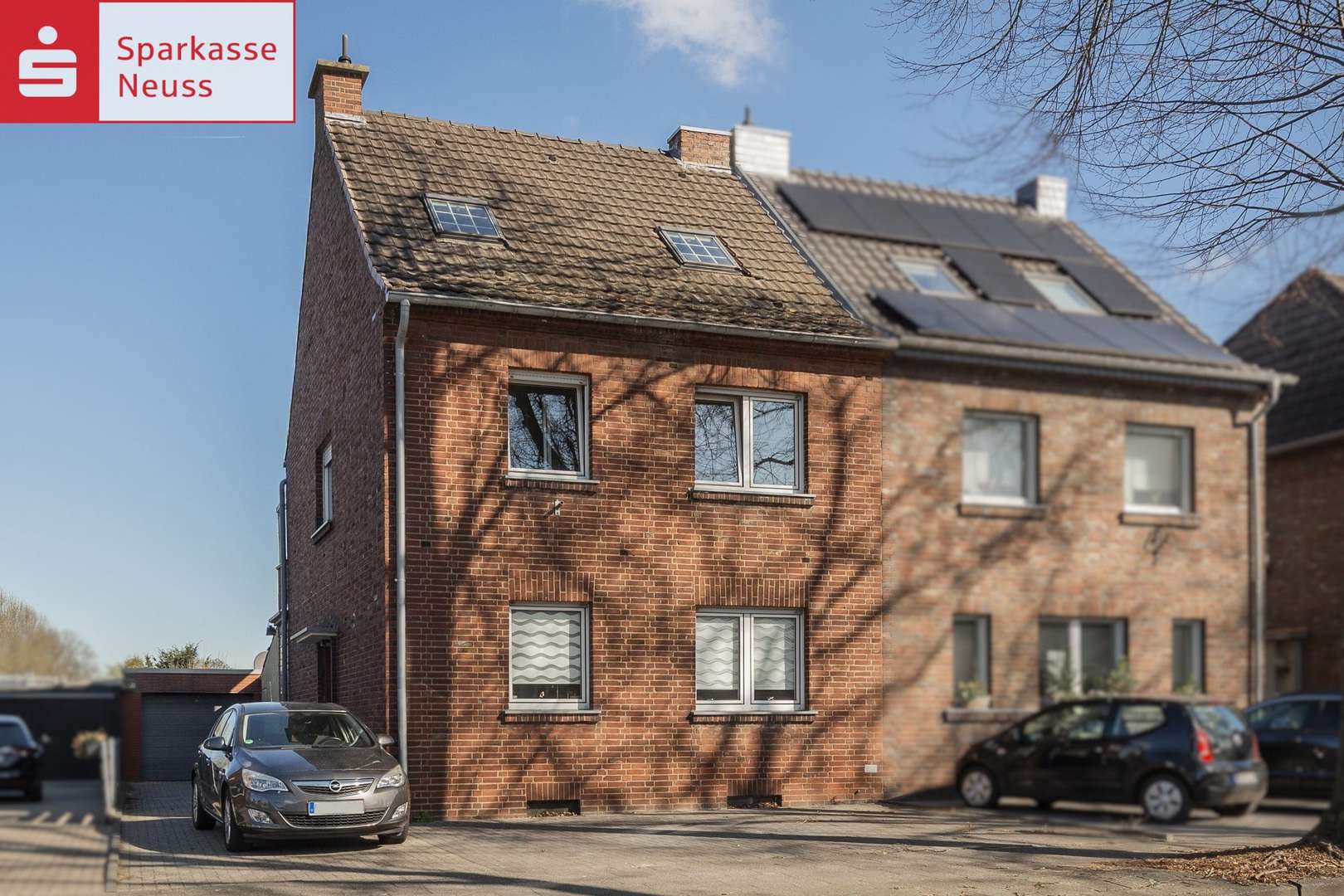 Straßenansicht Straßenansicht - Doppelhaushälfte in 41363 Jüchen mit 120m² kaufen