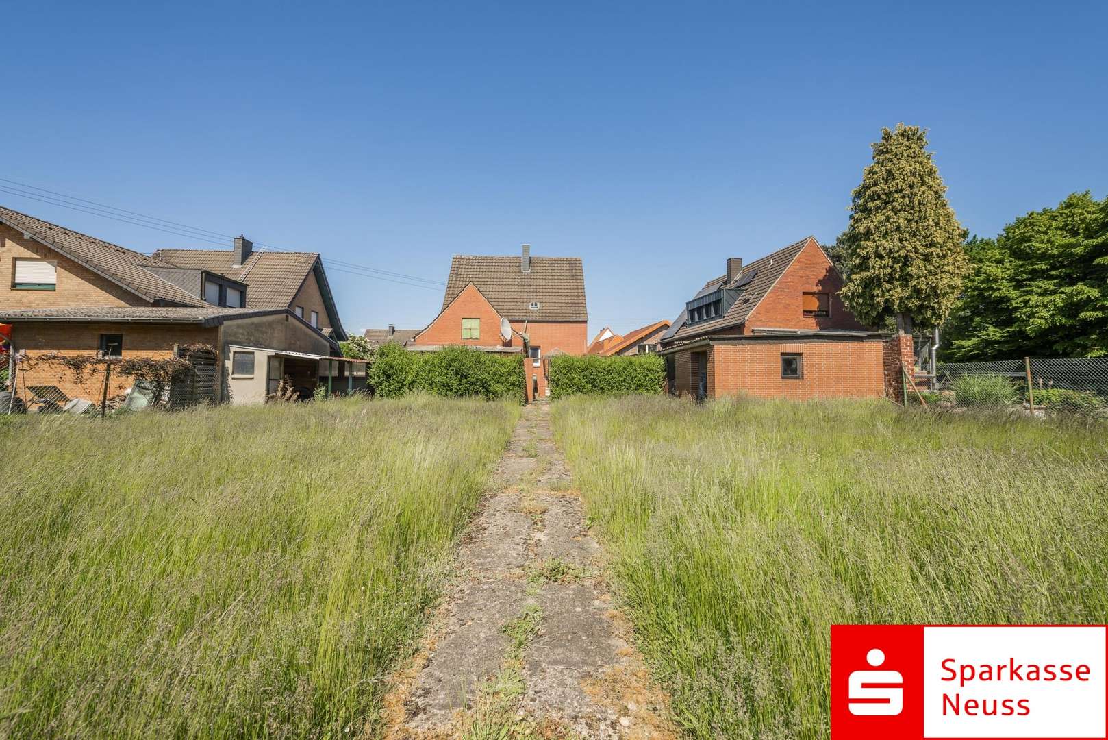 Titelbild - Einfamilienhaus in 41352 Korschenbroich mit 120m² kaufen