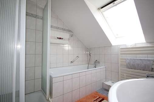 null - Reihenmittelhaus in 41363 Jüchen mit 128m² kaufen