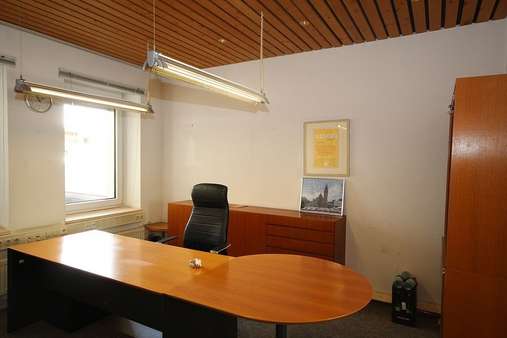 Wohn- / Geschäftshaus in 41236 Mönchengladbach mit 259m² als Kapitalanlage kaufen
