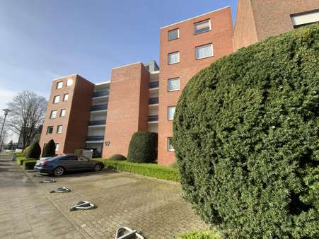 null - Mehrfamilienhaus in 41065 Mönchengladbach mit 1154m² als Kapitalanlage kaufen