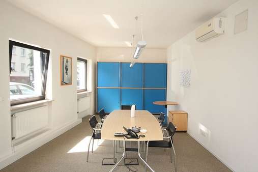 Büro in 41065 Mönchengladbach mit 58m² kaufen