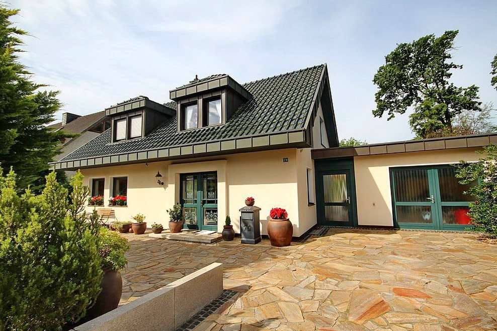 null - Einfamilienhaus in 41179 Mönchengladbach mit 175m² kaufen