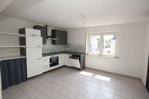 null - Wohn- / Geschäftshaus in 41236 Mönchengladbach mit 166m² als Kapitalanlage kaufen