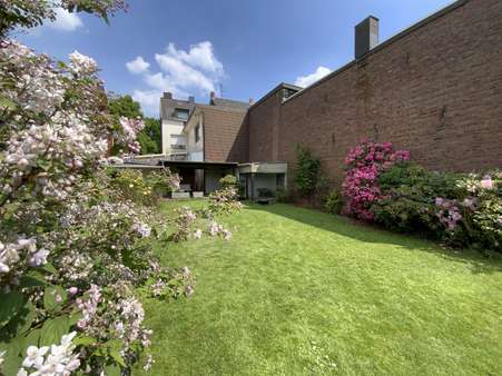 null - Einfamilienhaus in 41066 Mönchengladbach mit 176m² kaufen
