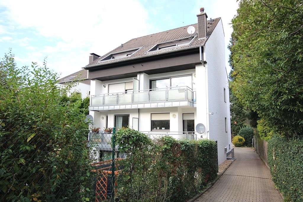 null - Erdgeschosswohnung in 41239 Mönchengladbach mit 80m² als Kapitalanlage günstig kaufen