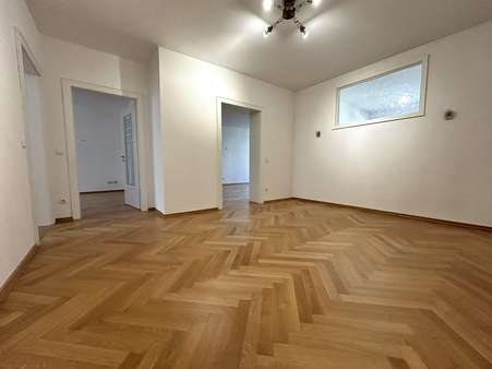 null - Etagenwohnung in 41061 Mönchengladbach mit 135m² kaufen