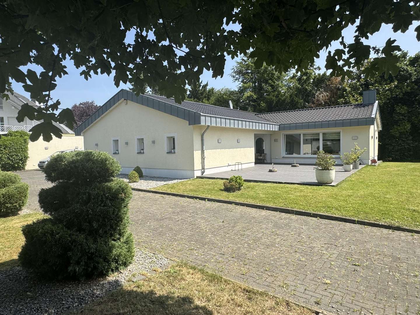 Bungalow in 41063 Mönchengladbach mit 140m² kaufen