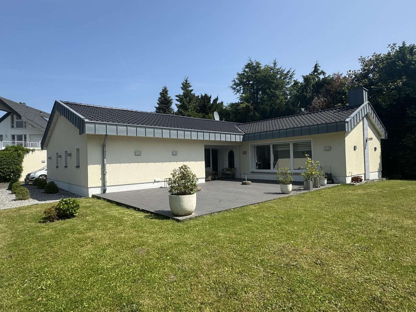 Bungalow in 41063 Mönchengladbach mit 140m² kaufen