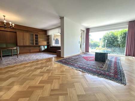 Doppelhaushälfte in 41061 Mönchengladbach mit 124m² kaufen