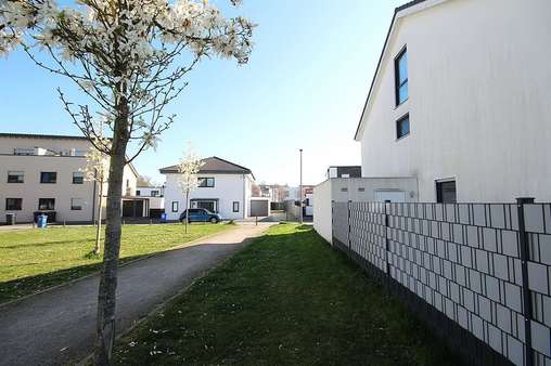 Doppelhaushälfte in 41179 Mönchengladbach mit 157m² kaufen