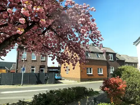 Einfamilienhaus mit barrierearmer Einliegerwohnung