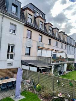 Rückansicht - Zwangsversteigerung Etagenwohnung in 47809 Krefeld mit 69m² kaufen