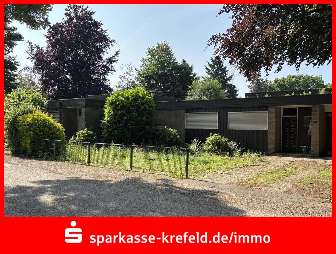 Straßenansicht Straßenansicht - Zweifamilienhaus in 47608 Geldern mit 257m² kaufen