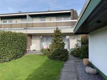 Gartenansicht - Doppelhaushälfte in 47877 Willich mit 141m² kaufen