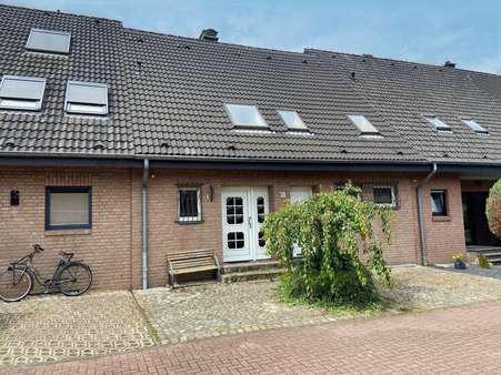 Straßenansicht - Reihenmittelhaus in 47647 Kerken mit 134m² kaufen