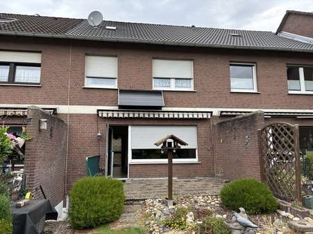 Rückansicht Rückansicht - Reihenmittelhaus in 47906 Kempen mit 103m² kaufen