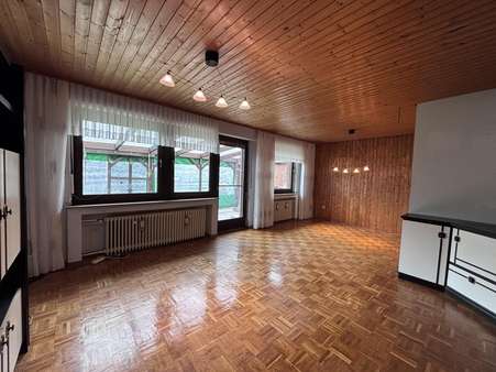 Wohnzimmer - Einfamilienhaus in 47877 Willich mit 93m² kaufen