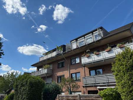 Rückansicht - Zwangsversteigerung Dachgeschosswohnung in 47877 Willich mit 48m² kaufen
