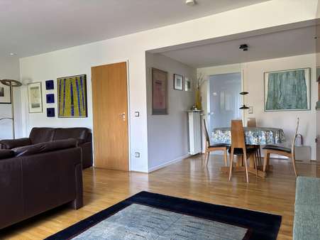 Wohnzimmer - Reihenmittelhaus in 47807 Krefeld mit 125m² kaufen