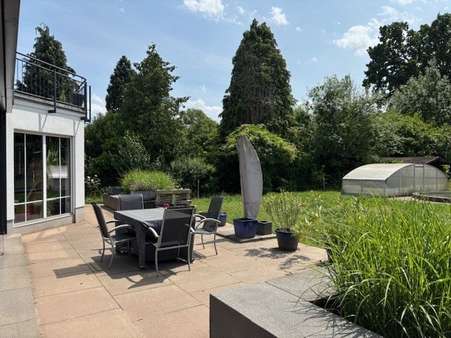 Terrasse Terrasse - Einfamilienhaus in 47906 Kempen mit 315m² kaufen