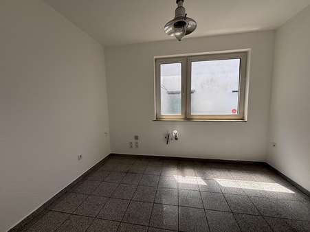 Küche - Mehrfamilienhaus in 47877 Willich mit 115m² kaufen