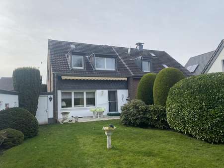 Gartenansicht - Doppelhaushälfte in 47877 Willich mit 92m² kaufen