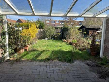 Garten und Terrasse - Reihenmittelhaus in 47839 Krefeld mit 110m² kaufen