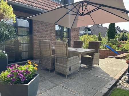 große Terrasse große Terrasse - Einfamilienhaus in 47809 Krefeld mit 130m² kaufen