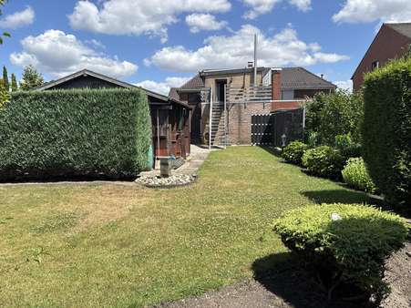 Rückansicht Rückansicht - Doppelhaushälfte in 47839 Krefeld mit 141m² kaufen