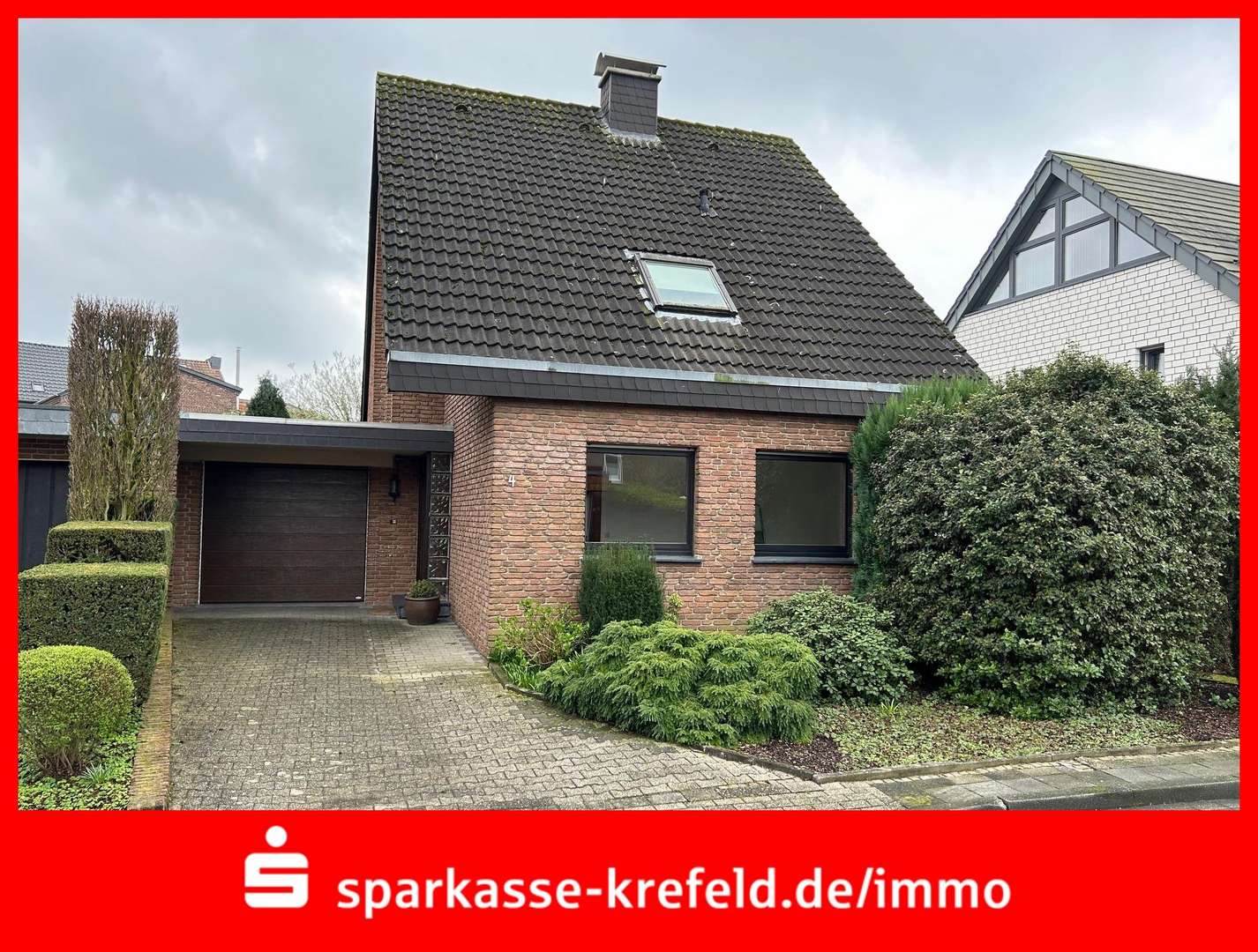 Vorderansicht - Einfamilienhaus in 41334 Nettetal mit 100m² kaufen