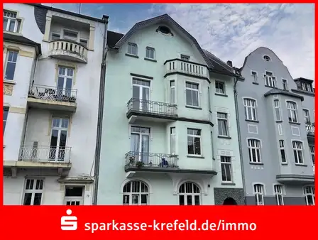 Altbauwohnung mit Charme in gefragter Wohnlage