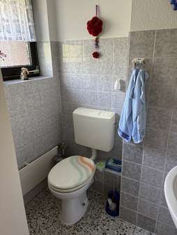 Gäste-WC - Reihenmittelhaus in 47800 Krefeld mit 109m² kaufen