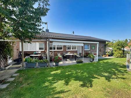 Rückansicht Rückansicht - Bungalow in 47638 Straelen mit 108m² kaufen