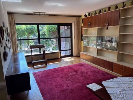 Blick in den Wohnbereich - Erdgeschosswohnung in 41747 Viersen mit 84m² kaufen