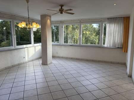 Wohnzimmer Wohnzimmer - Etagenwohnung in 47803 Krefeld mit 100m² kaufen