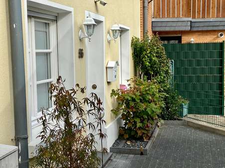 Hauseingangsseite - Reihenmittelhaus in 41366 Schwalmtal mit 92m² günstig kaufen