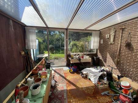 Überdachte Terrasse - Reihenmittelhaus in 47804 Krefeld mit 71m² kaufen