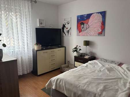 Zimmer Zimmer - Erdgeschosswohnung in 47803 Krefeld mit 73m² kaufen