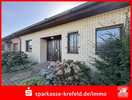 Reihenmittelhaus im Bungalowstil mit Garage