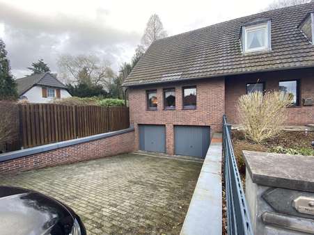 Garagen - Mehrfamilienhaus in 47804 Krefeld mit 380m² kaufen