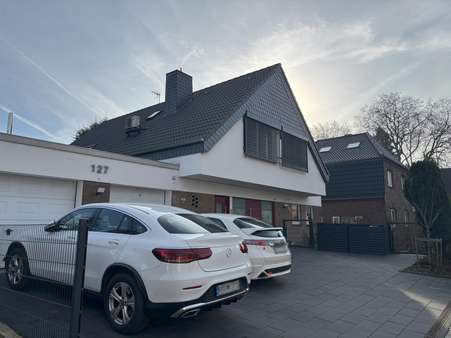 Außenansicht - Einfamilienhaus in 47800 Krefeld mit 200m² kaufen